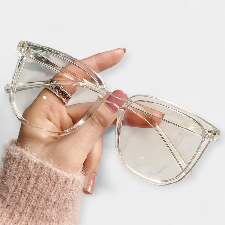 Antonija - Kvadratna Očala Proti Modri Svetlobi