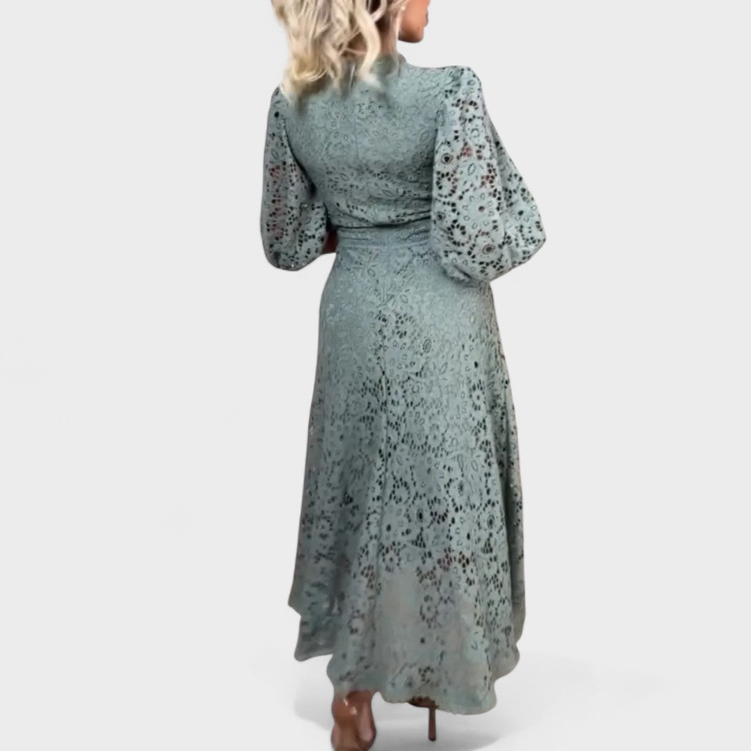 Maja - Čipkasta Obleka z Osvetlitvijo