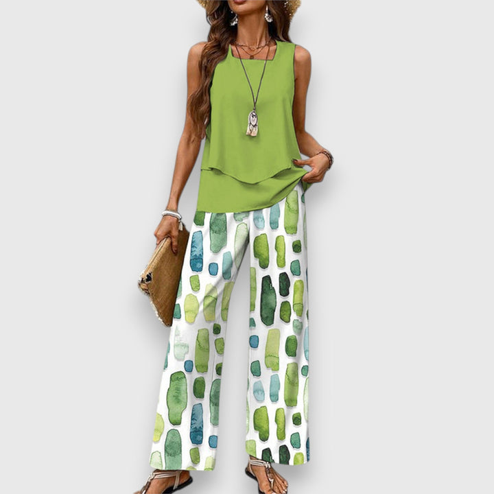 Fira - Komplet Dveh Kosov Oblačil Z Mehko Tkanino