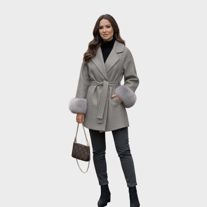 Petra - Prilagojeni ovitek