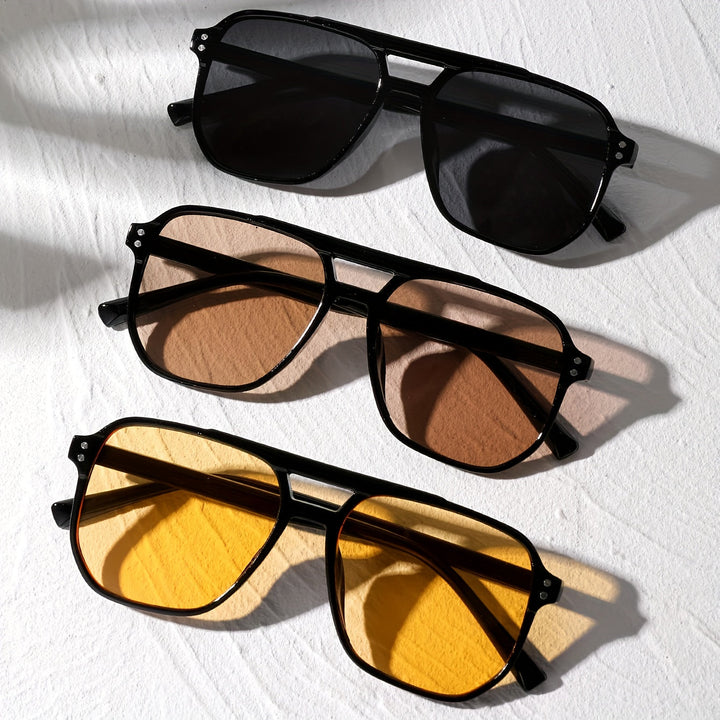 Tjaša - Očala z geometrijskimi detajli kvadratni okvir