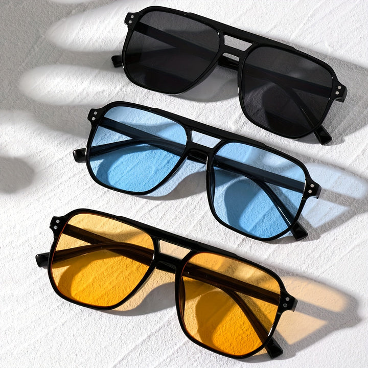 Tjaša - Očala z geometrijskimi detajli kvadratni okvir