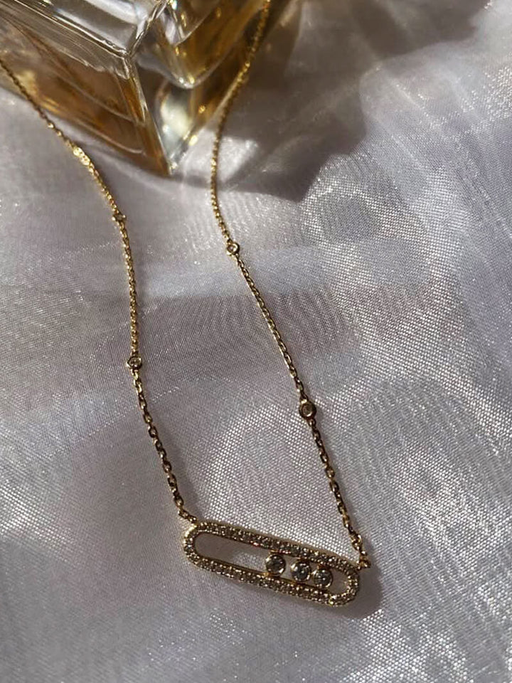 Ana - Ogrlica Tri Diamanti V Gibanju