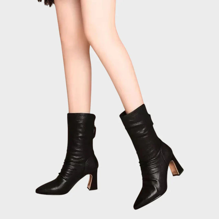 Avelin - Čevlji s Koničasto Peto