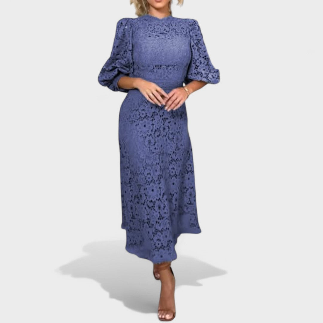 Maja - Čipkasta Obleka z Osvetlitvijo