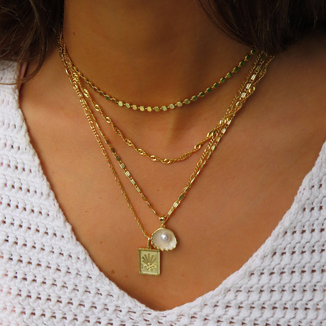 Lara - Ogrlica v obliki pravokotnika s sončno ilustracijo